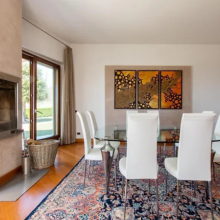 Vila In Langa Belvedere Langhe