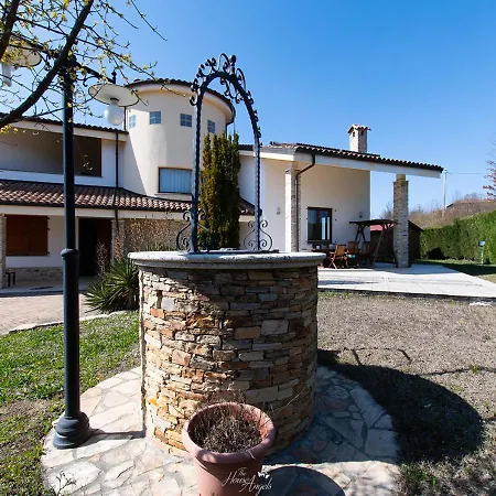 Villa In Langa *