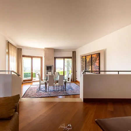 Villa In Langa *