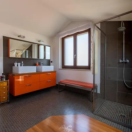 Villa In Langa Belvedere Langhe