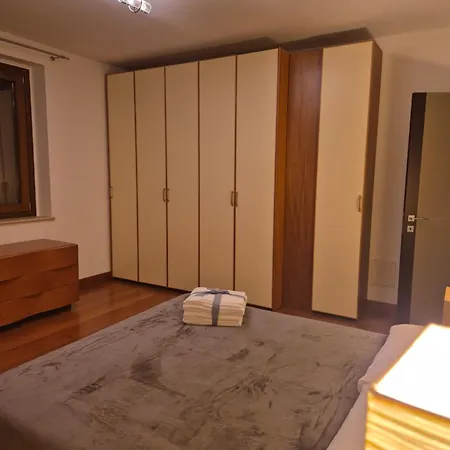 In Langa Villa *