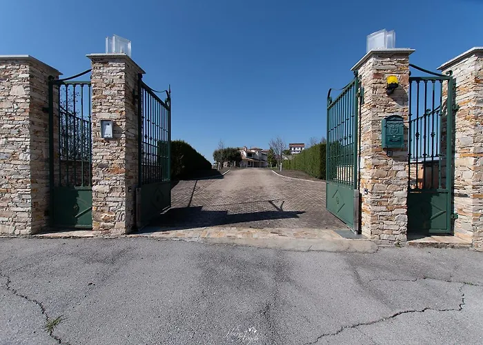 Villa In Langa Belvedere Langhe