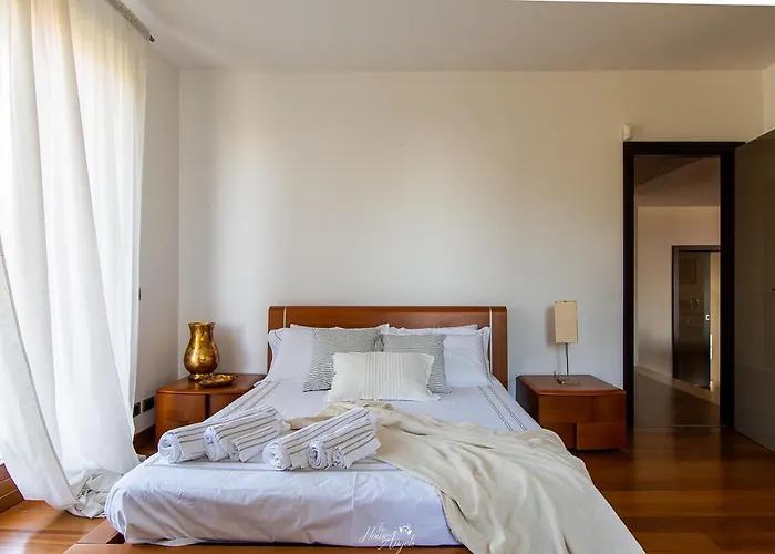 Villa In Langa Belvedere Langhe